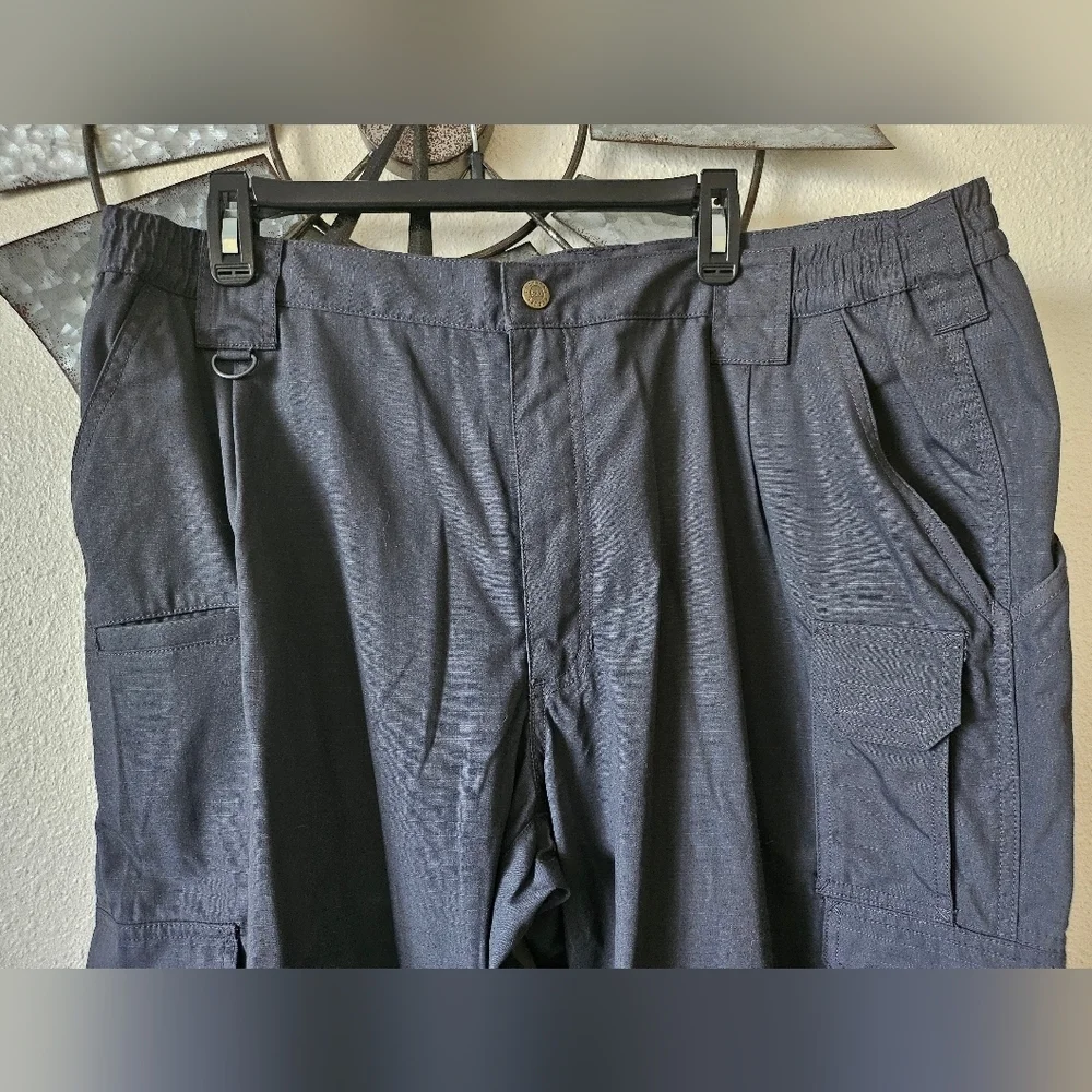 5.11 Tactical Series Cargo Gray Pants Mens 40x36 Gray RN 109614 CA04719.